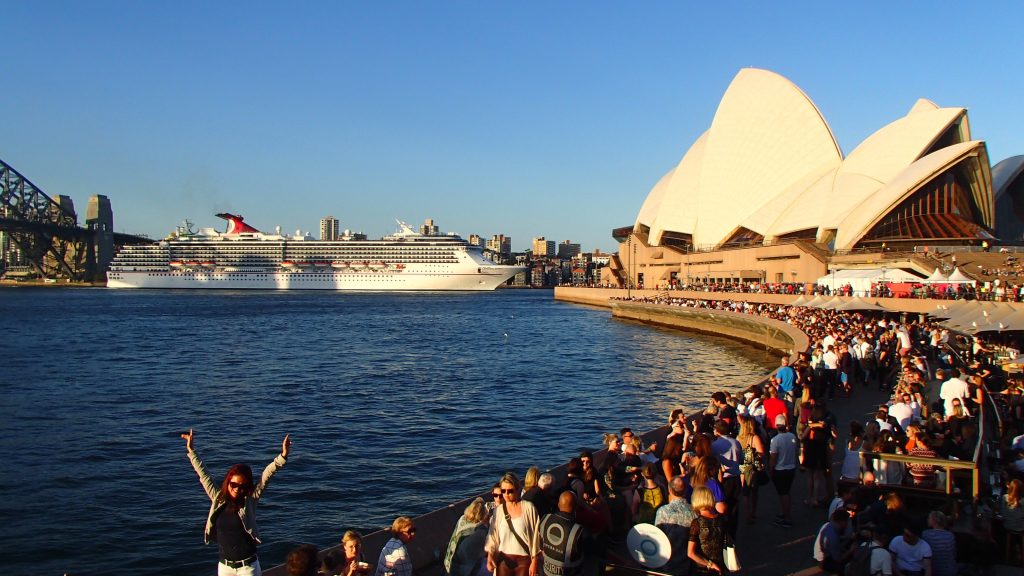 Sydney Harbor Opera House Crowd