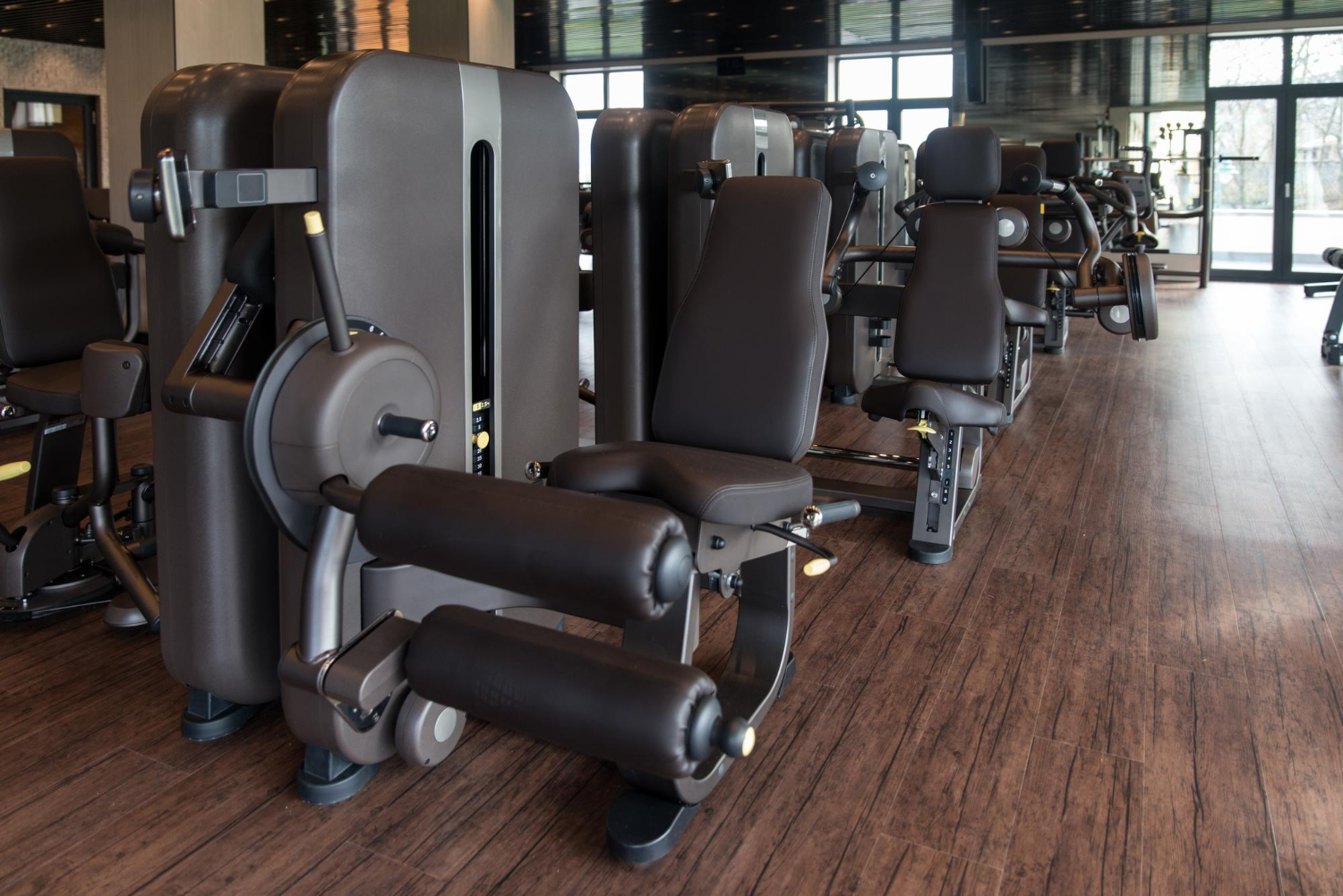 equipment machines modern gym room fitness center