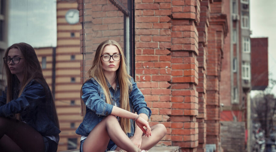 alison outdoor lifestyle portrait pretty young girl wearing hipster swag grunge style