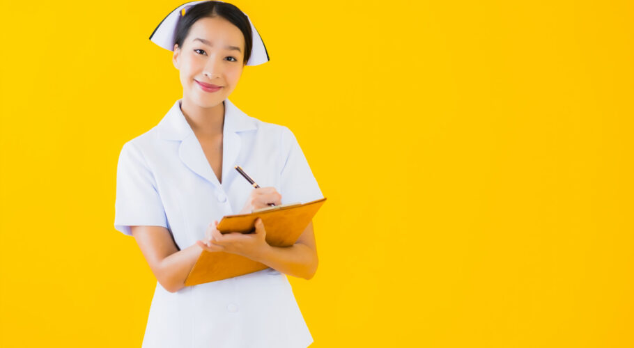 portrait beautiful young asian woman chinese nurse with empty white board