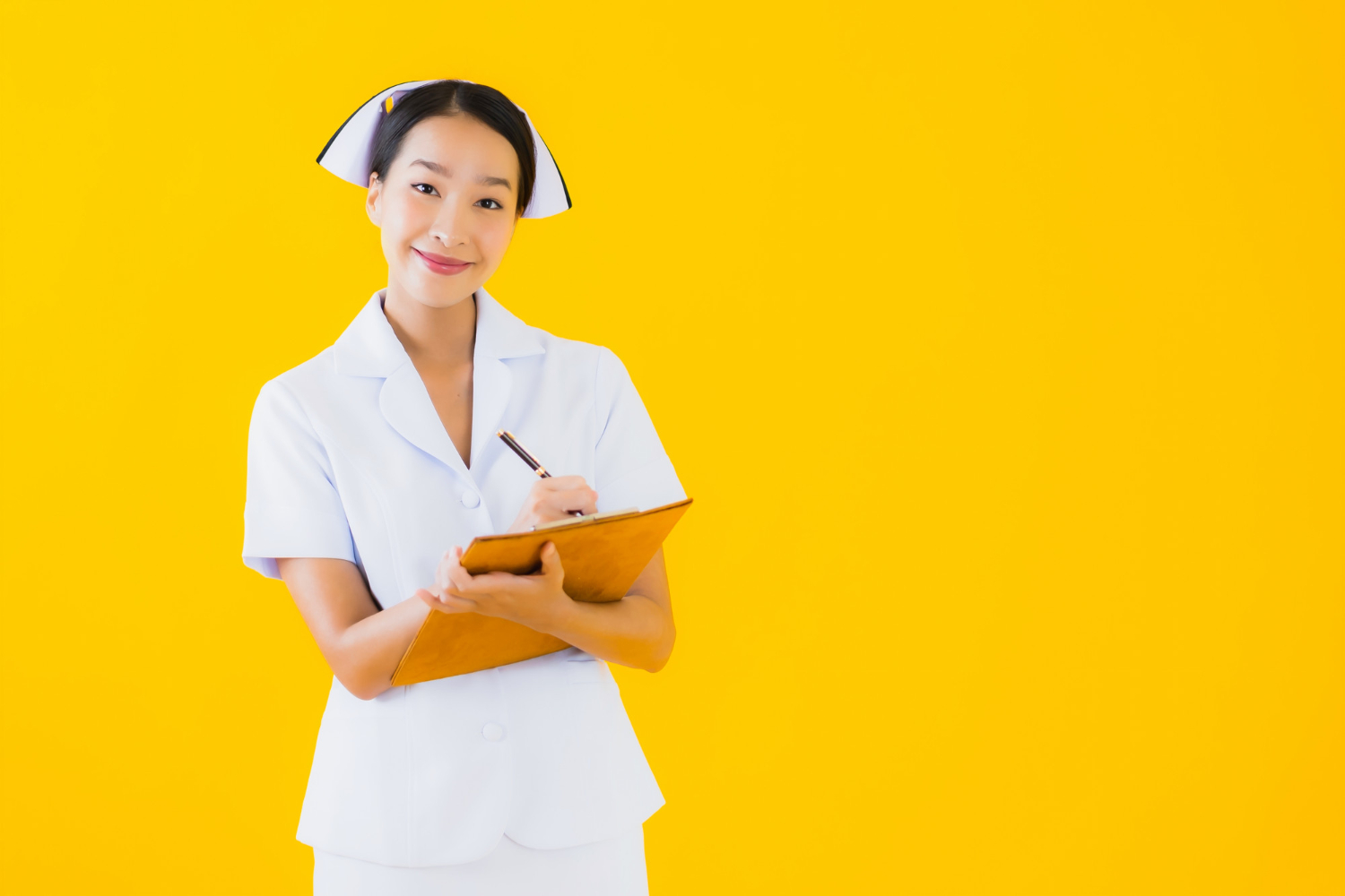 portrait beautiful young asian woman chinese nurse with empty white board