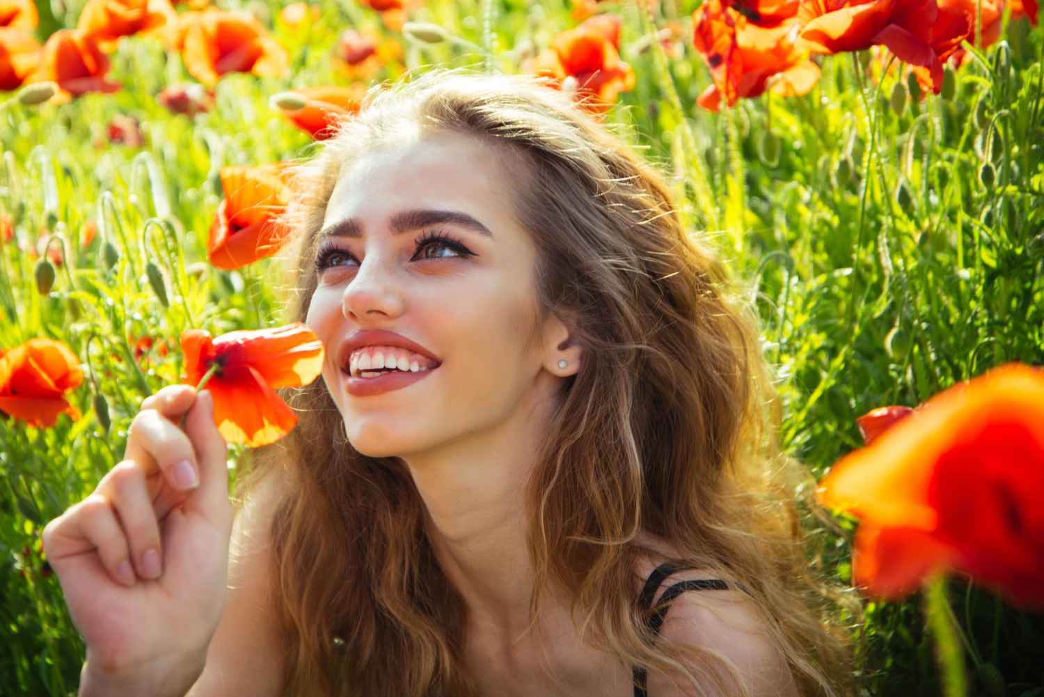 pretty woman happy girl field poppy seed