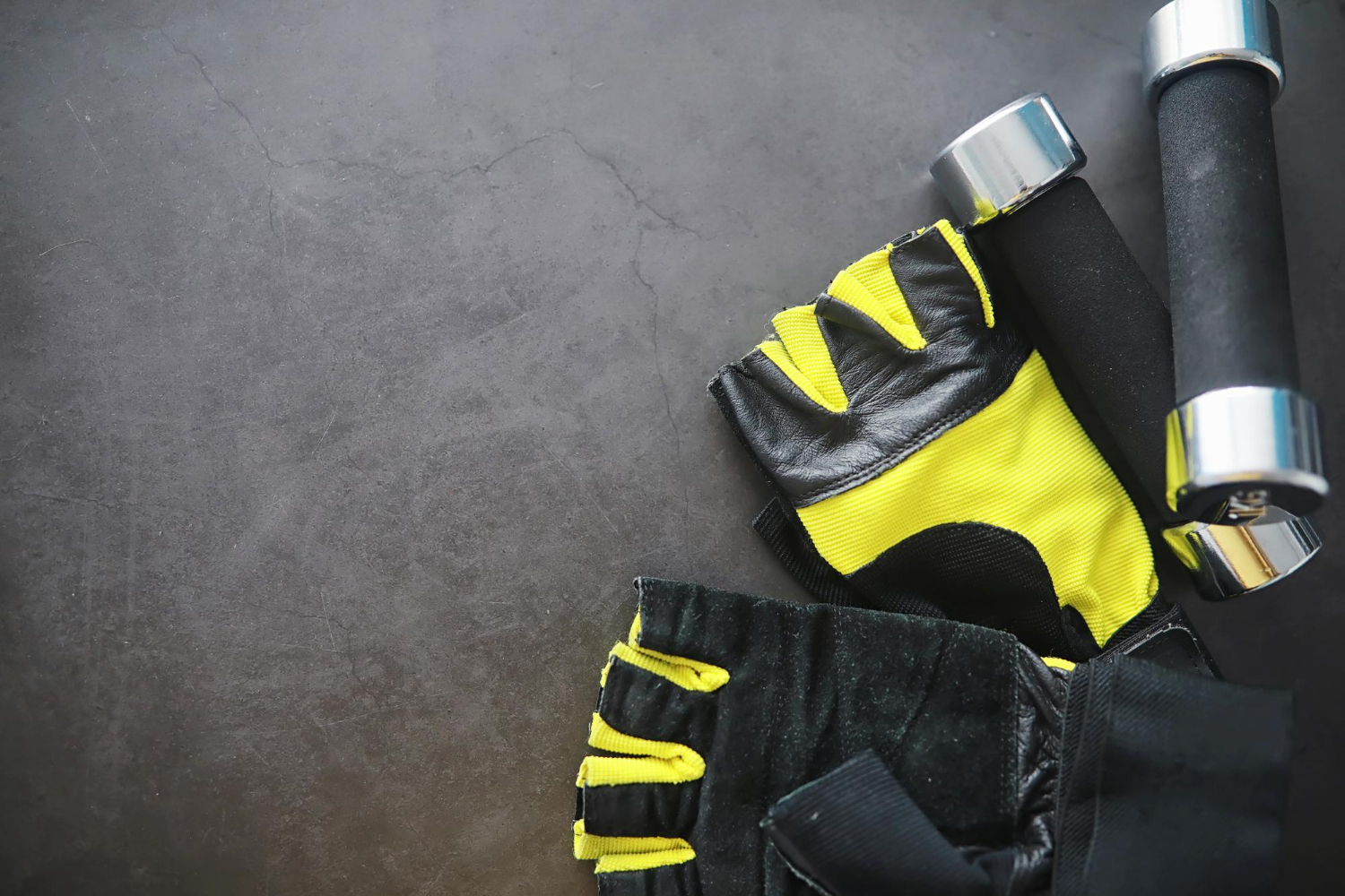 sport healthy lifestyle gym bodybuilding gloves dumbbells jump rope exercises