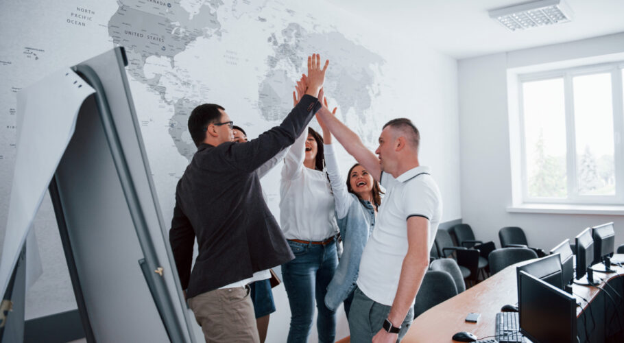 congratulations at end of wordperfect 5.1 course conclusion in classroom